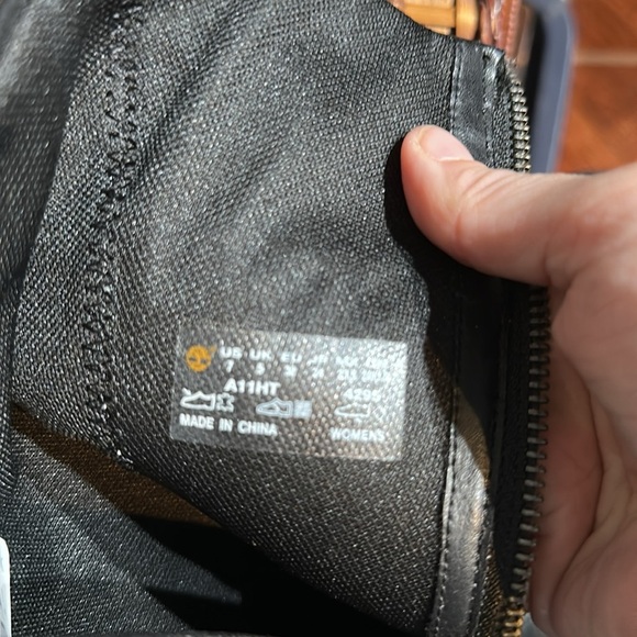 NWT timberland boots 7 - Picture 6 of 6